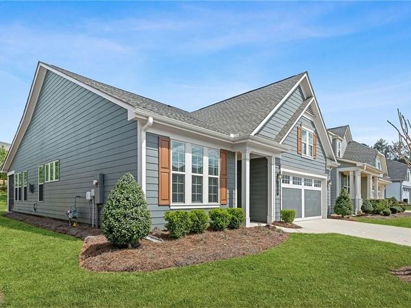 108 Red Maple Drive, Peachtree City, GA 30269
