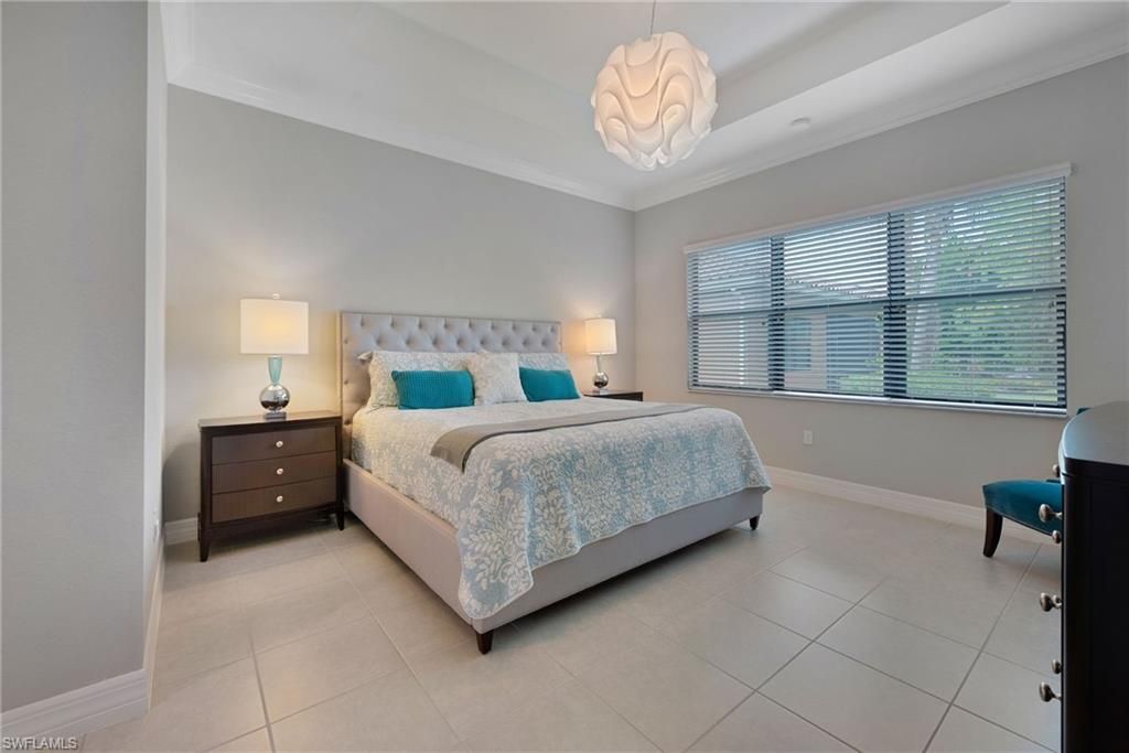 13322 Silktail Dr , Naples, FL 34109 Photo