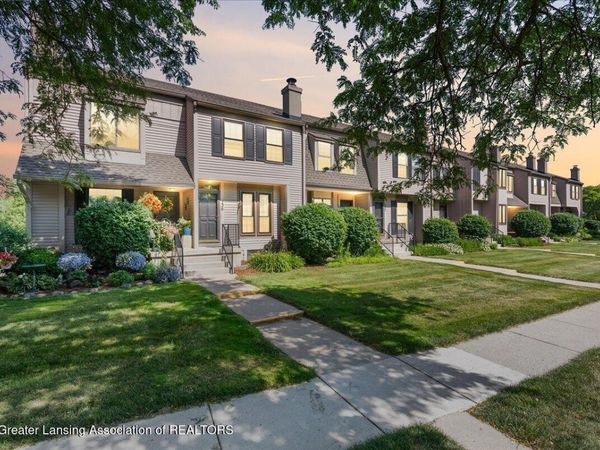 234 Park Meadows Drive, Lansing, MI 48917