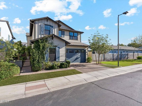 3829 E CRITTENDEN Lane, Phoenix, AZ 85018