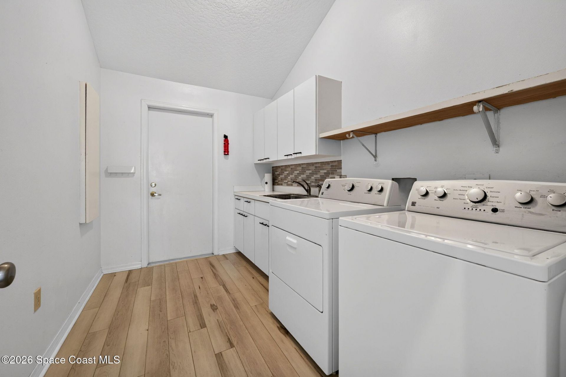 101 Island Grove Drive , Merritt Island, FL 32952 Photo