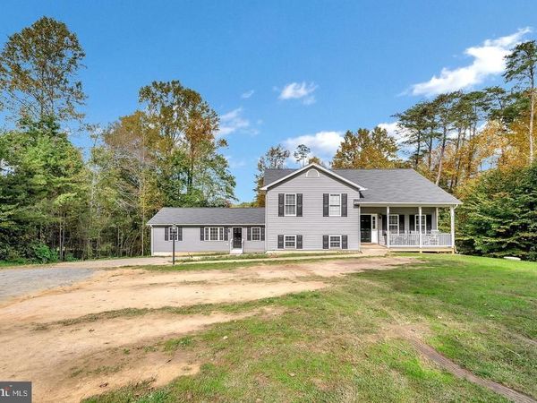 70 GROVE LANE , FREDERICKSBURG, VA 22406
