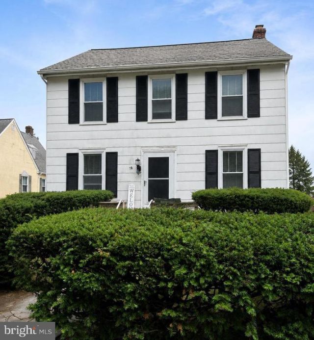 218 E 2ND STREET , AVONDALE, PA 19311