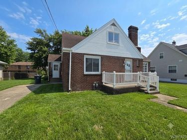 79 Martin Road, Buffalo, NY 14218