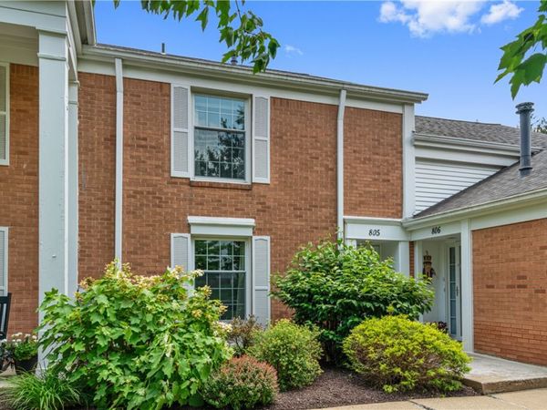 1818 Foxcroft Ln, Unit 805, Allison Park, PA 15101