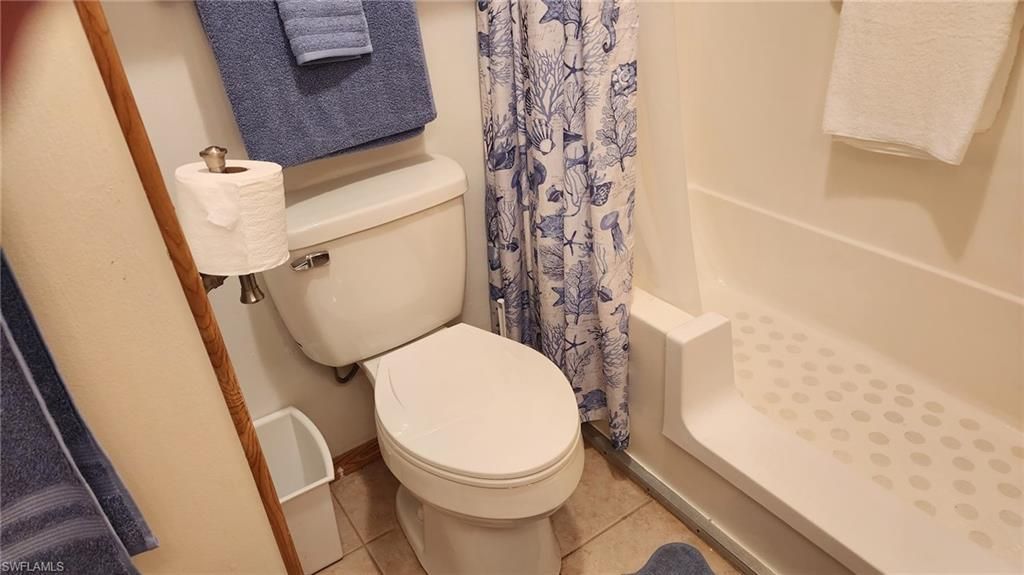10 Jade Dr, Unit 10J, Naples, FL 34114 Photo