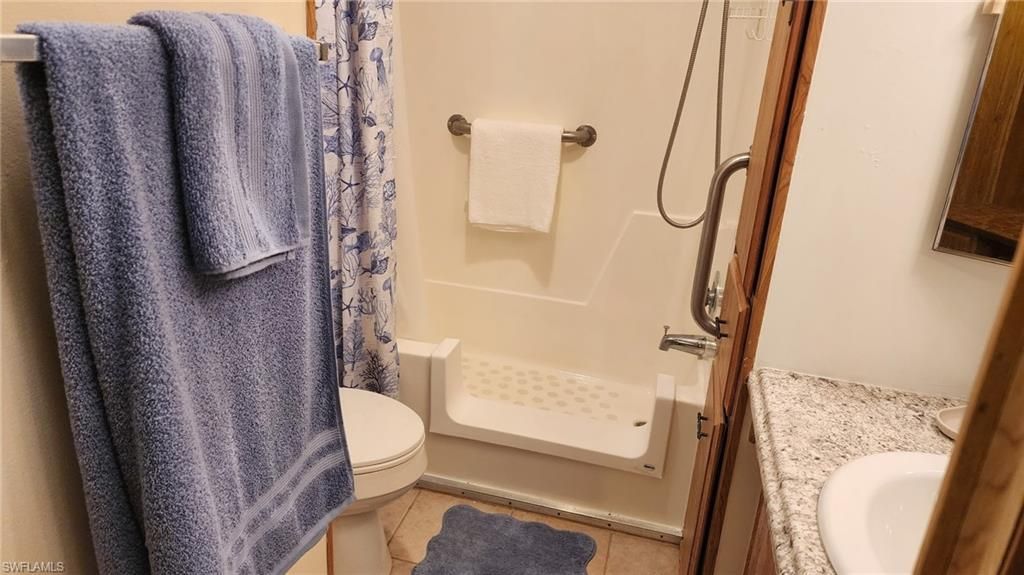 10 Jade Dr, Unit 10J, Naples, FL 34114 Photo