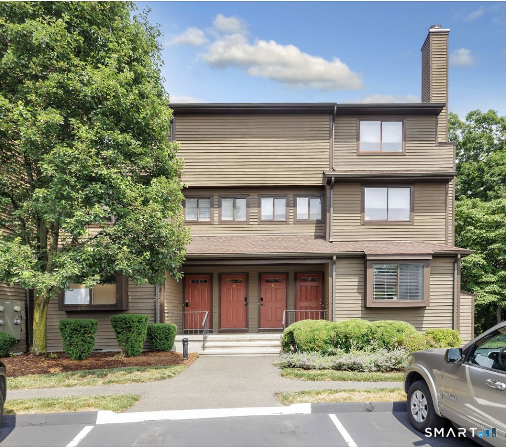 115 Fillow, Unit 10, Norwalk, CT 06850 Main Photo
