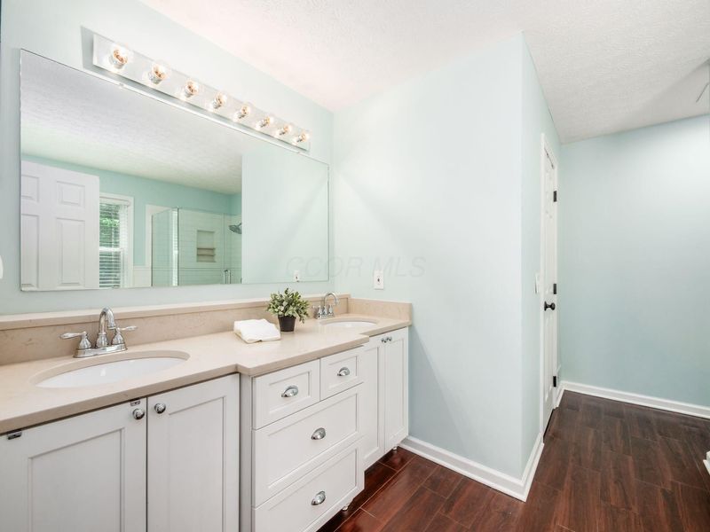 499 Delaneys Circle, Powell, OH 43065 Photo 32