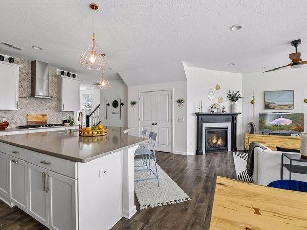 5981 Walnut Grove Lane N, Plymouth, MN 55446