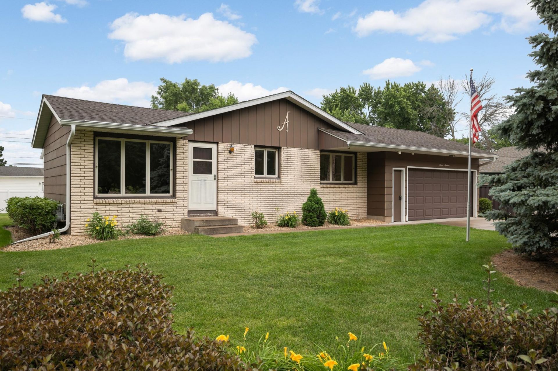 1119 Park Lane , Hastings, MN 55033