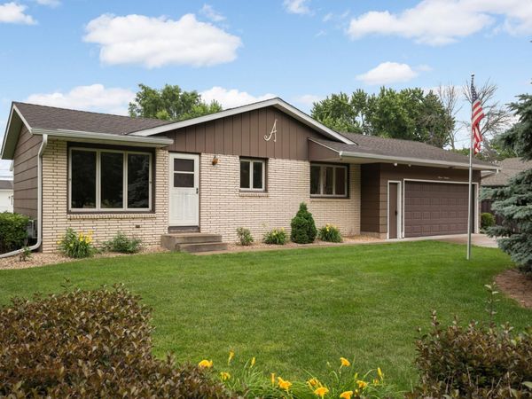 1119 Park Lane, Hastings, MN 55033