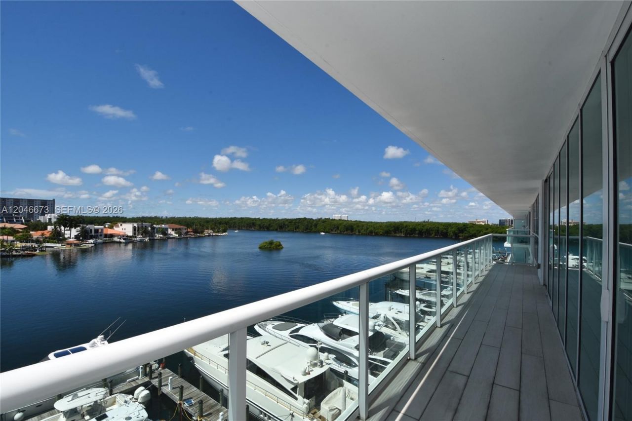 400 Sunny Isles Blvd , Unit 521, Sunny Isles Beach, FL 33160 Photo