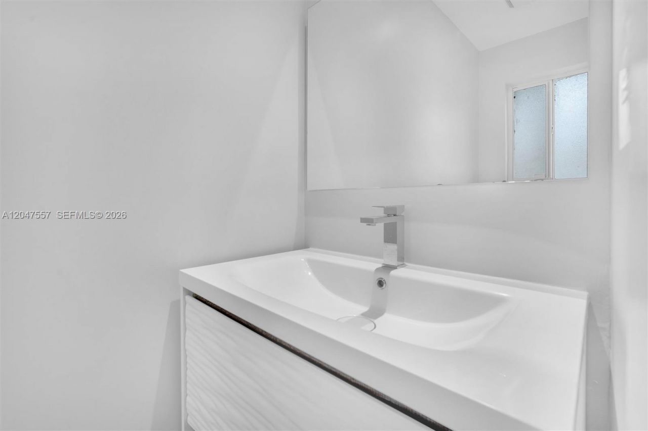 21391 Marina Cove Cir , Unit 14-K, Aventura, FL 33180 Photo