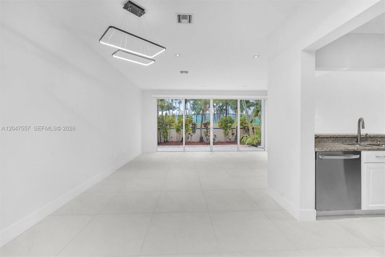 21391 Marina Cove Cir , Unit 14-K, Aventura, FL 33180 Photo