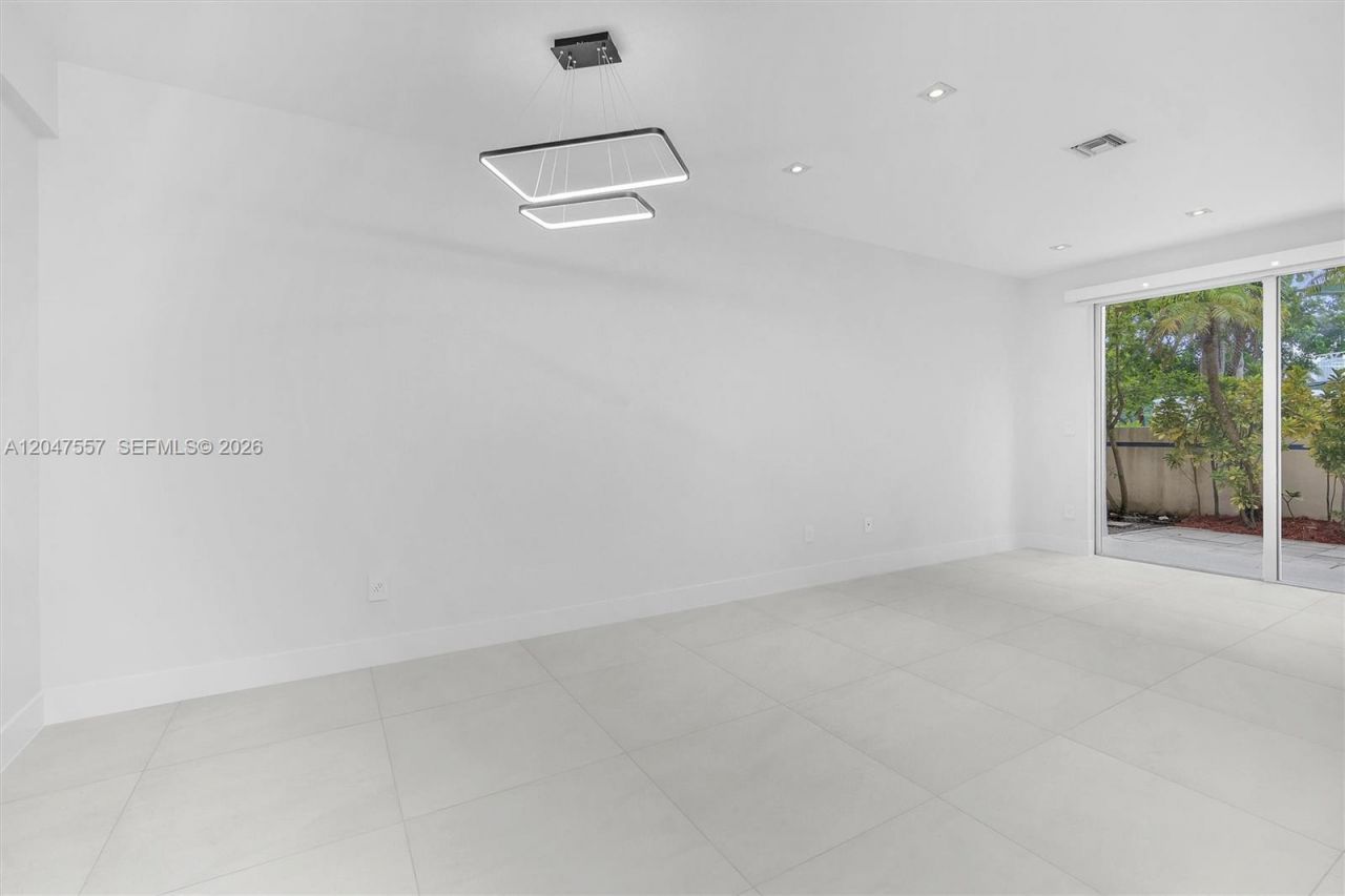 21391 Marina Cove Cir , Unit 14-K, Aventura, FL 33180 Photo
