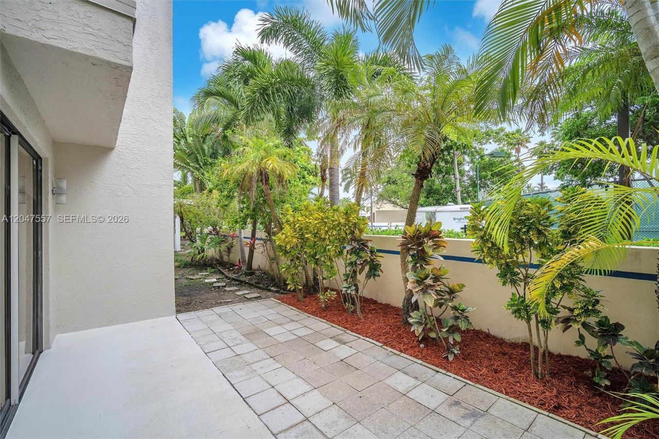 21391 Marina Cove Cir , Unit 14-K, Aventura, FL 33180 Photo