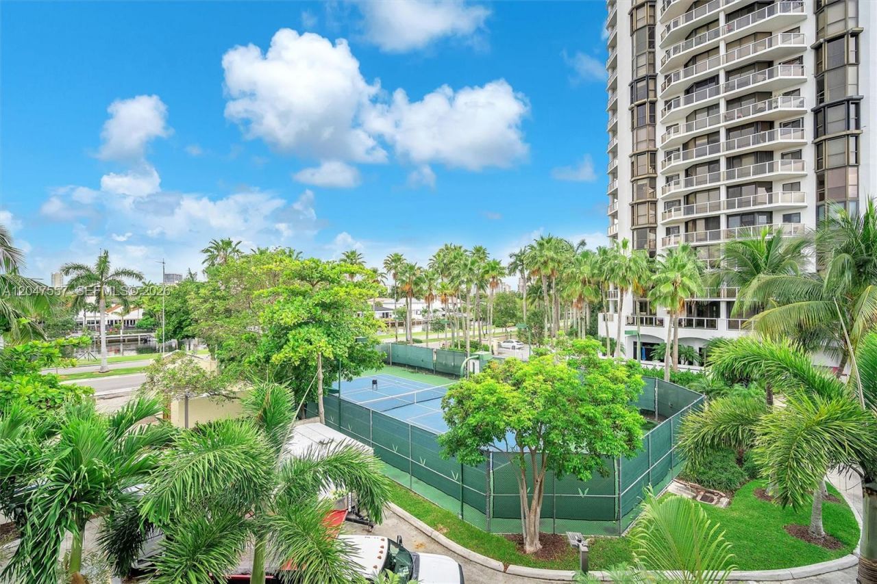 21391 Marina Cove Cir , Unit 14-K, Aventura, FL 33180 Photo