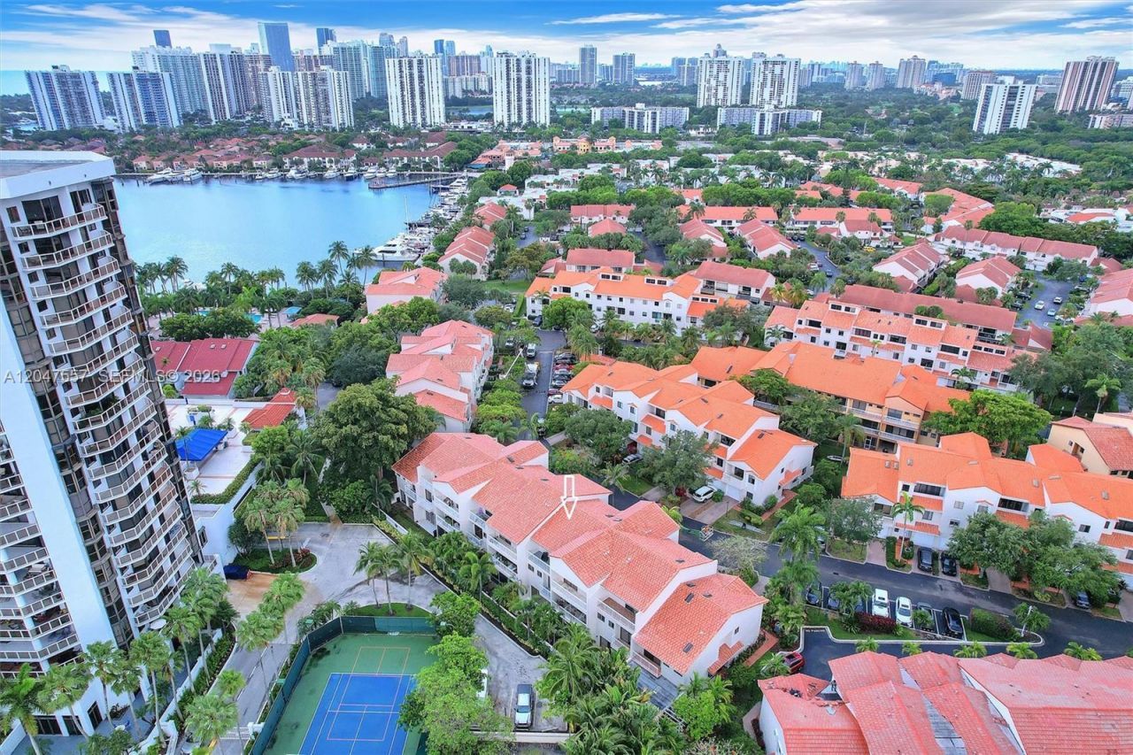 21391 Marina Cove Cir , Unit 14-K, Aventura, FL 33180 Photo
