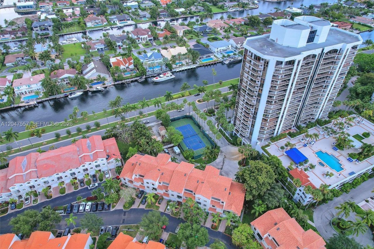 21391 Marina Cove Cir , Unit 14-K, Aventura, FL 33180 Photo
