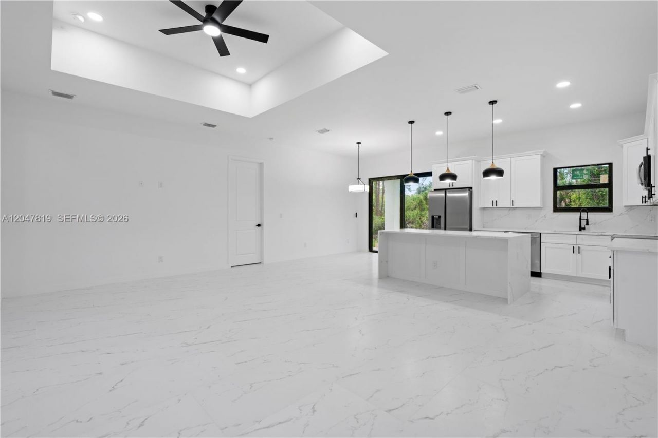 12086 Chamberlain Blvd , Port Charlotte, FL 33953 Photo