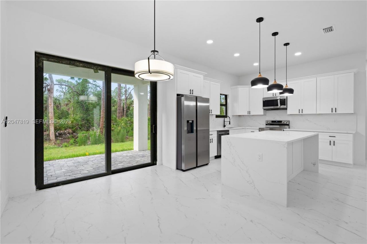 12086 Chamberlain Blvd , Port Charlotte, FL 33953 Photo