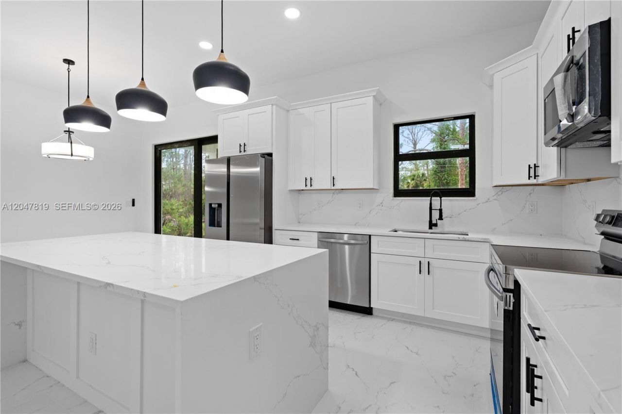 12086 Chamberlain Blvd , Port Charlotte, FL 33953 Photo