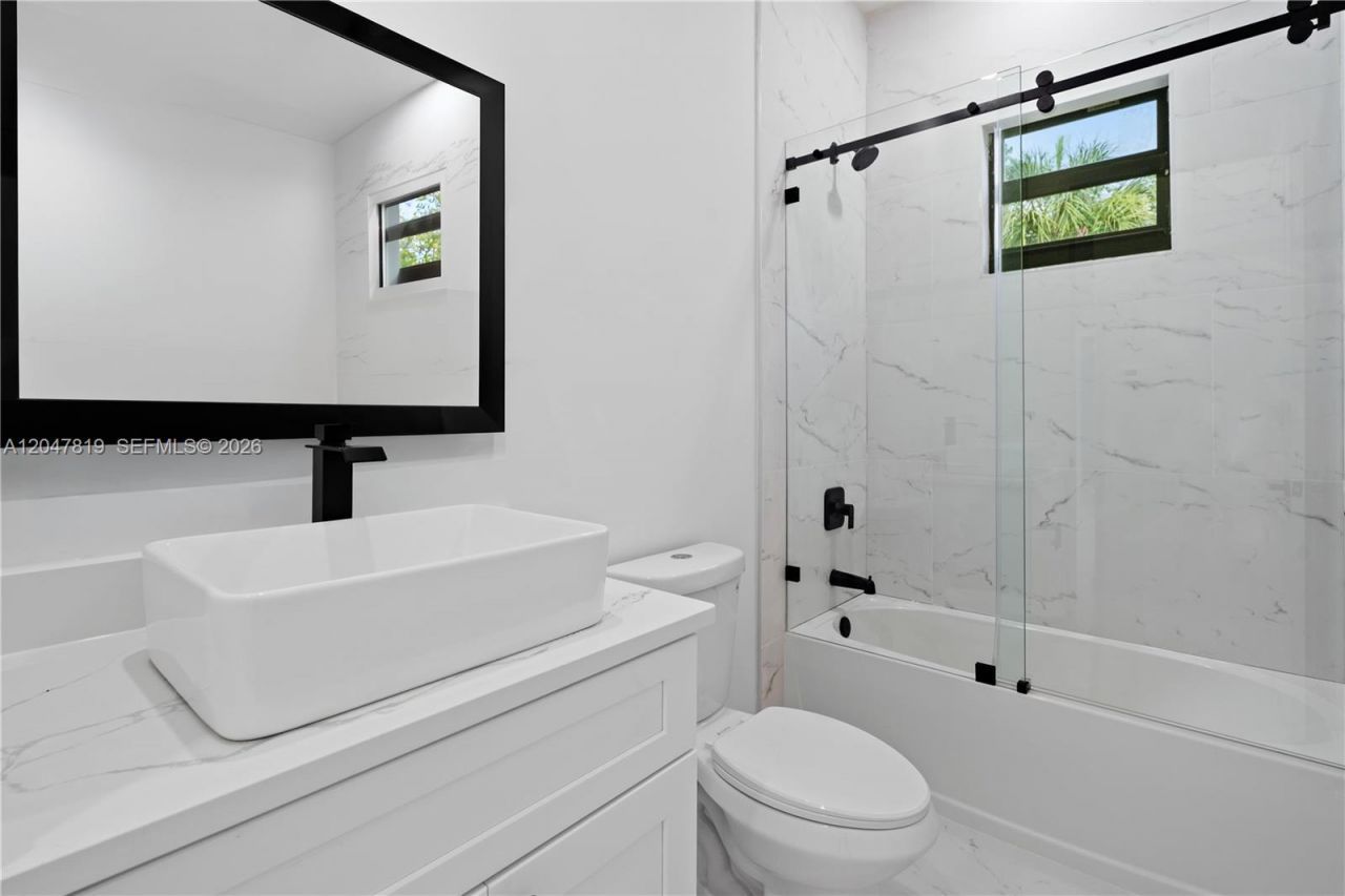12086 Chamberlain Blvd , Port Charlotte, FL 33953 Photo