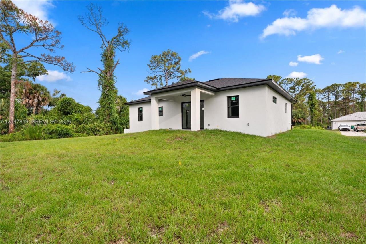 12086 Chamberlain Blvd , Port Charlotte, FL 33953 Photo