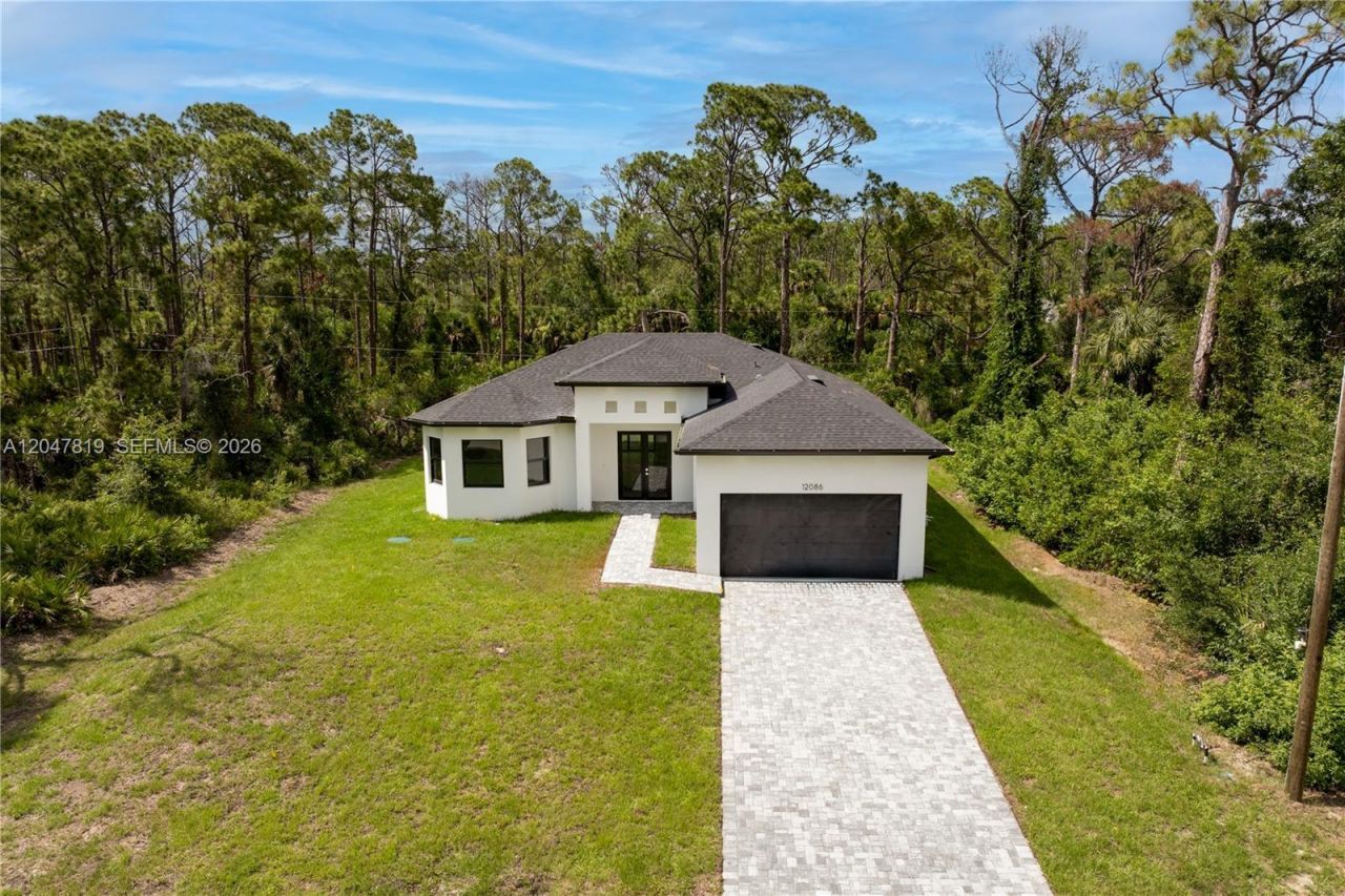 12086 Chamberlain Blvd , Port Charlotte, FL 33953 Photo
