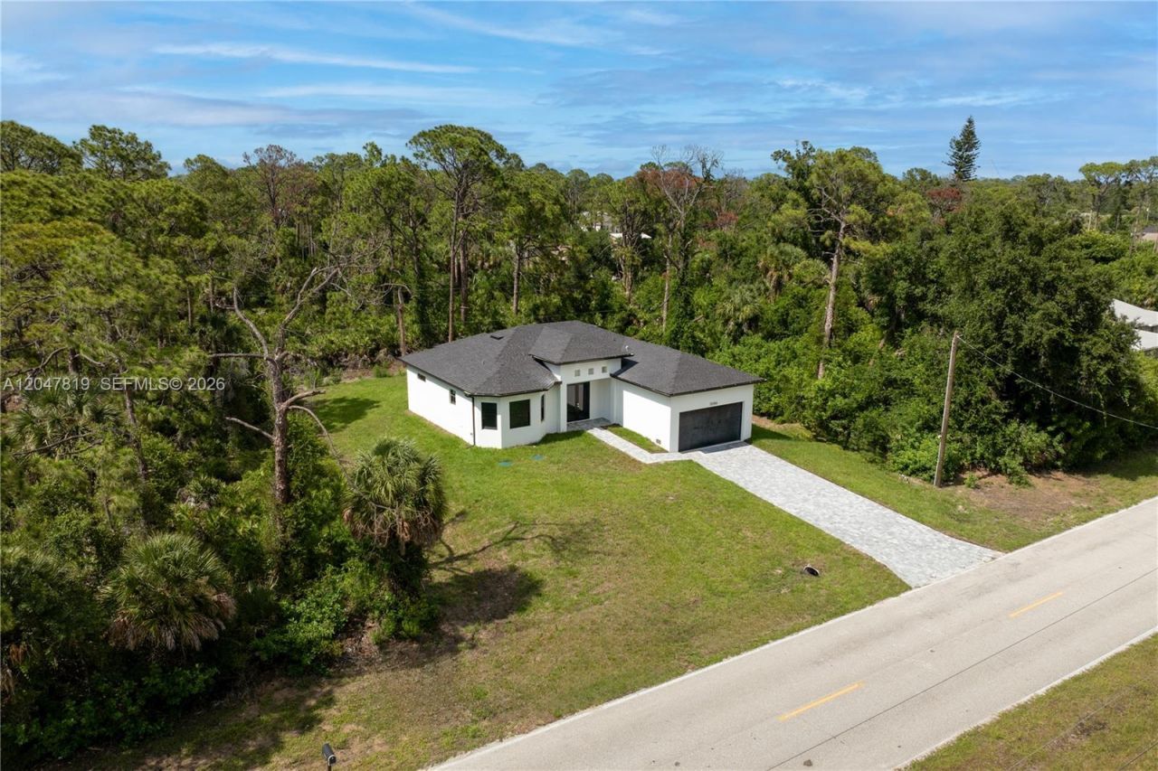12086 Chamberlain Blvd , Port Charlotte, FL 33953 Photo