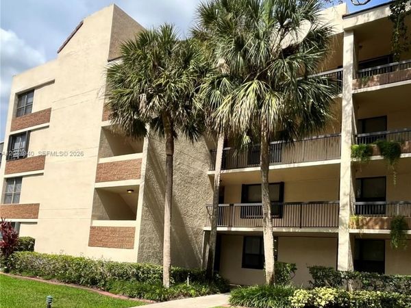 100 NW 76th Ave , Unit 102-2, Plantation, FL 33324