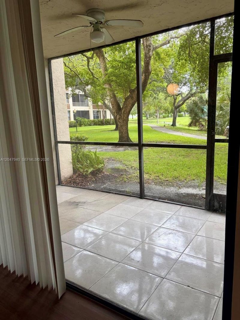 100 NW 76th Ave , Unit 102-2, Plantation, FL 33324 Photo