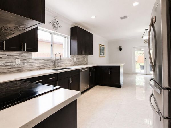 1351 NE 41st Pl, Homestead, FL 33033