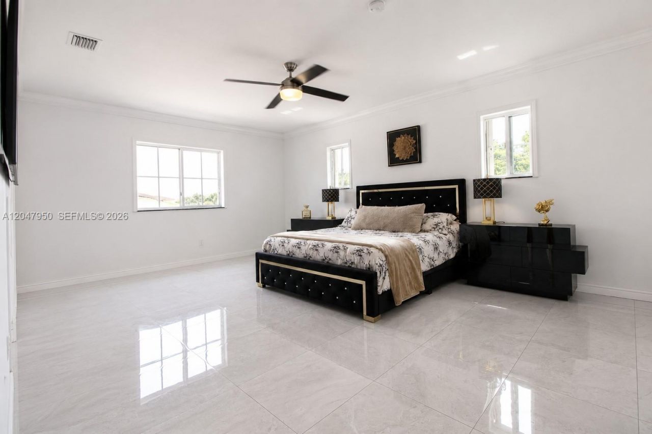 1351 NE 41st Pl , Homestead, FL 33033 Photo