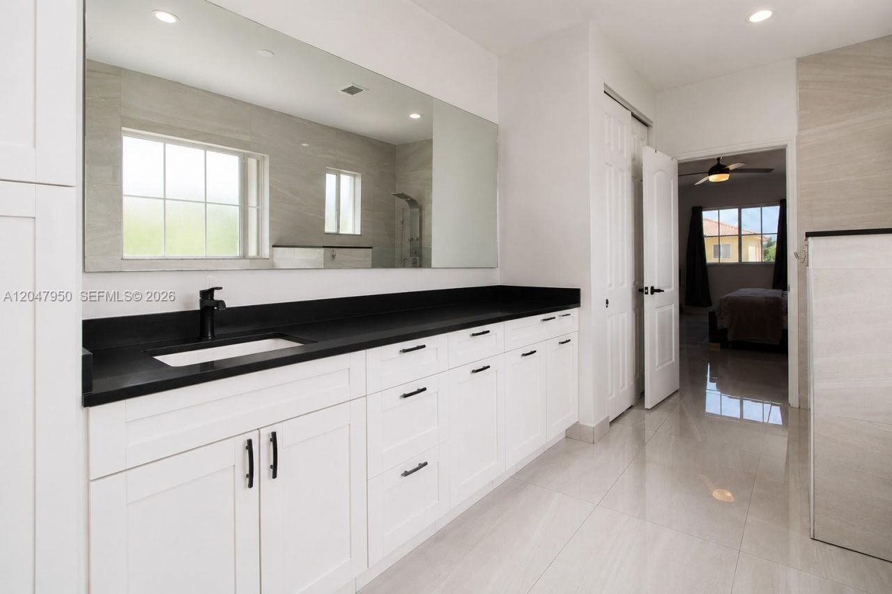 1351 NE 41st Pl , Homestead, FL 33033 Photo