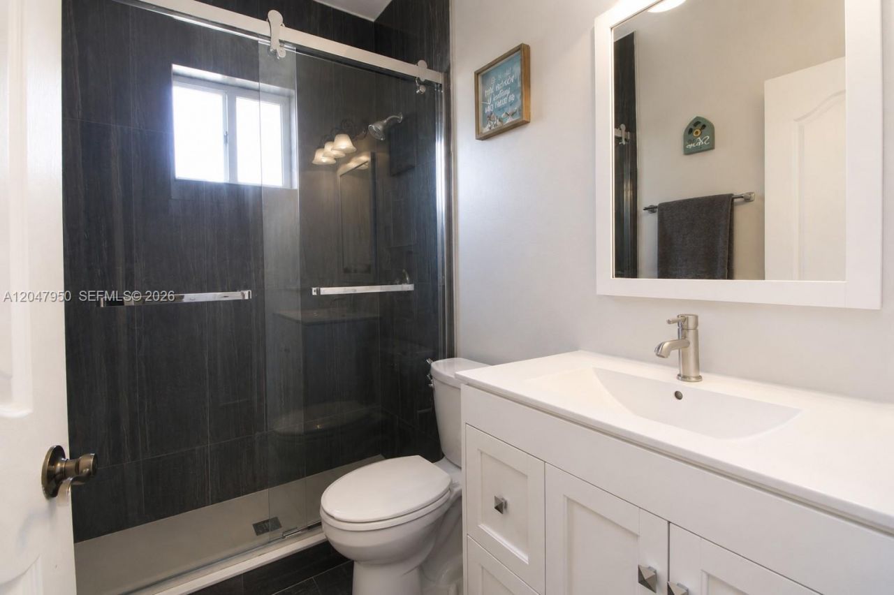 1351 NE 41st Pl , Homestead, FL 33033 Photo