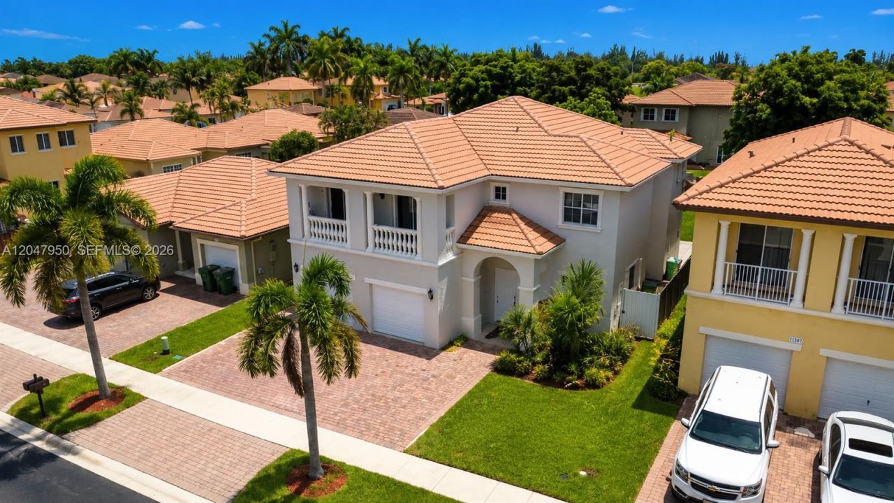1351 NE 41st Pl , Homestead, FL 33033 Photo