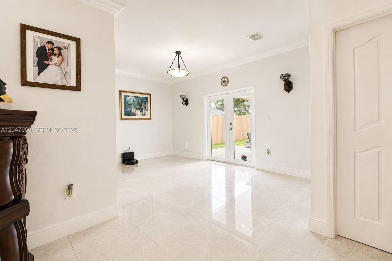 1351 NE 41st Pl , Homestead, FL 33033 Photo
