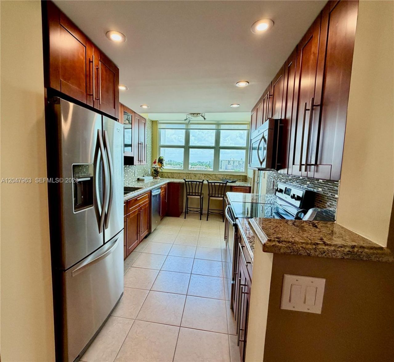 100 Golden Isles Dr, Unit 901, Hallandale Beach, FL 33009 Photo