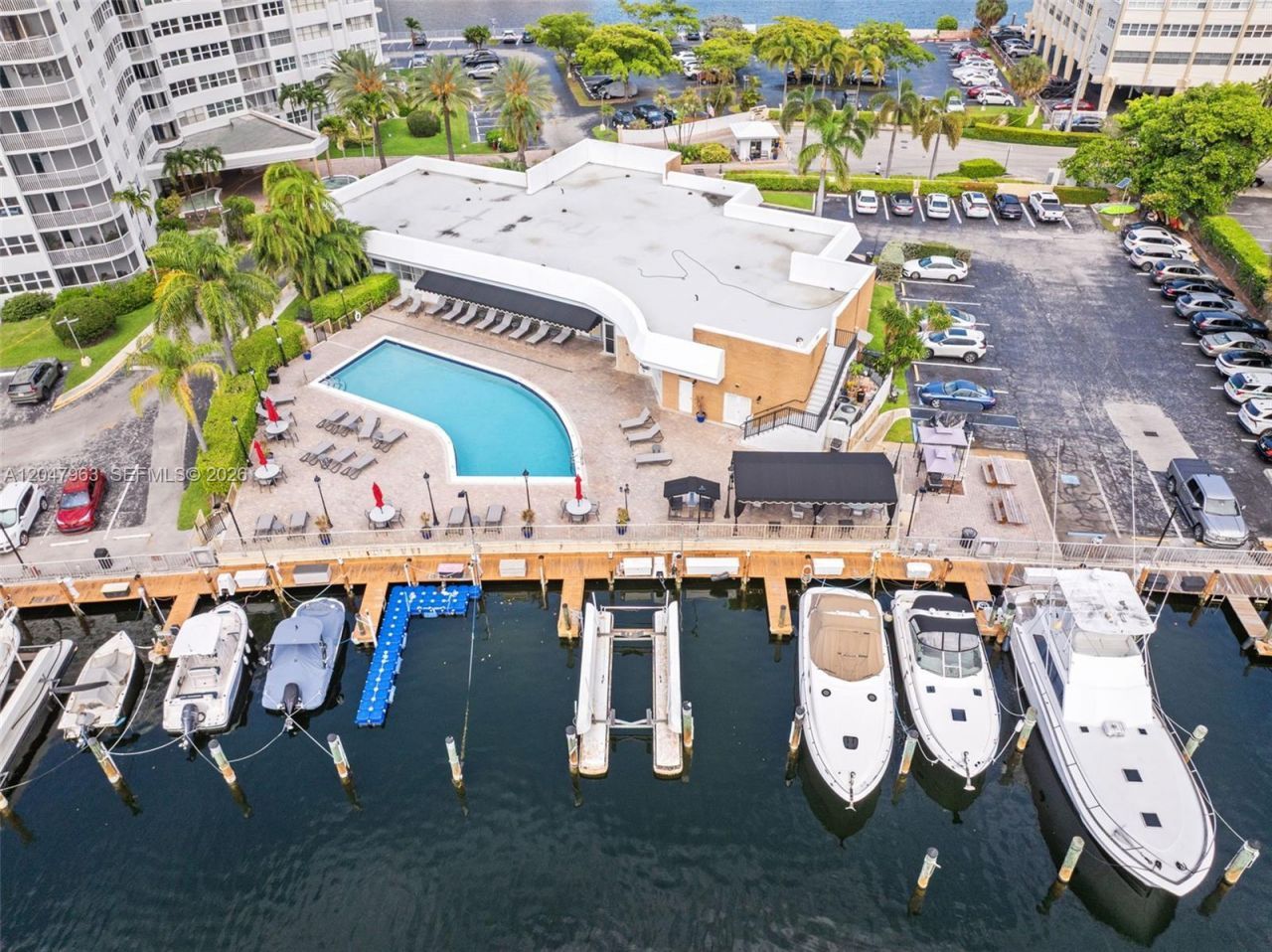 100 Golden Isles Dr, Unit 901, Hallandale Beach, FL 33009 Photo