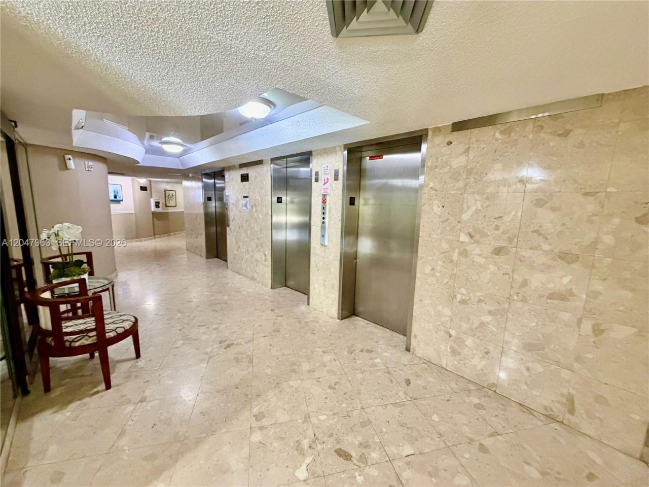 100 Golden Isles Dr, Unit 901, Hallandale Beach, FL 33009 Photo