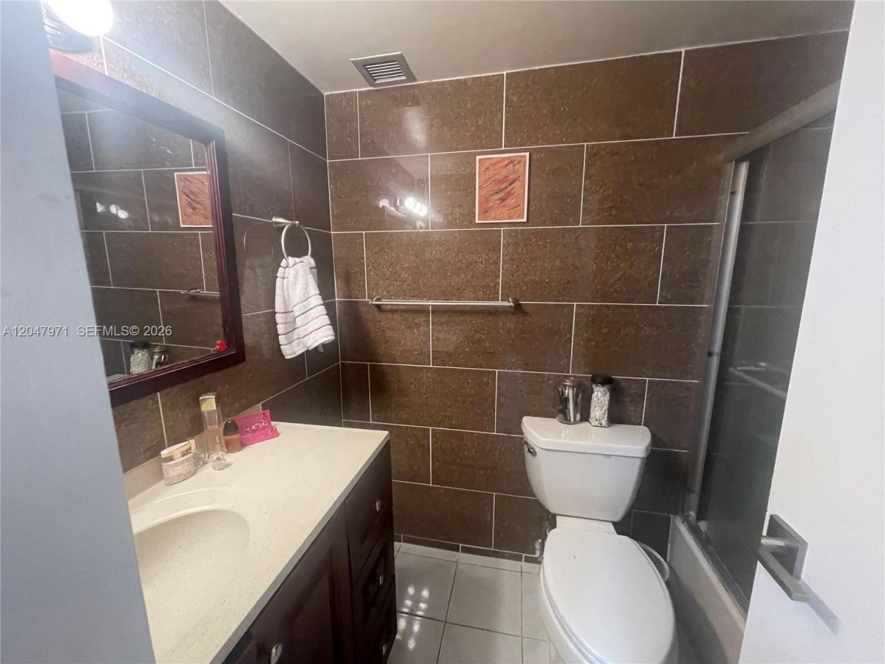 2350 NE 135th St , Unit 403, North Miami, FL 33181 Photo