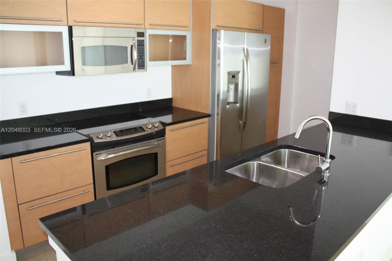 951 Brickell Ave , Unit 4006, Miami, FL 33131 Photo