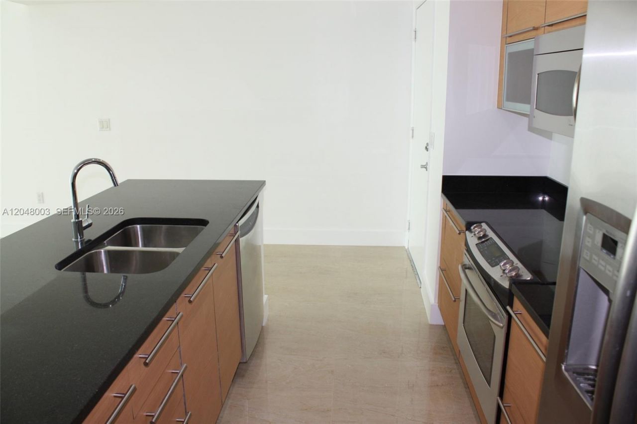 951 Brickell Ave , Unit 4006, Miami, FL 33131 Photo