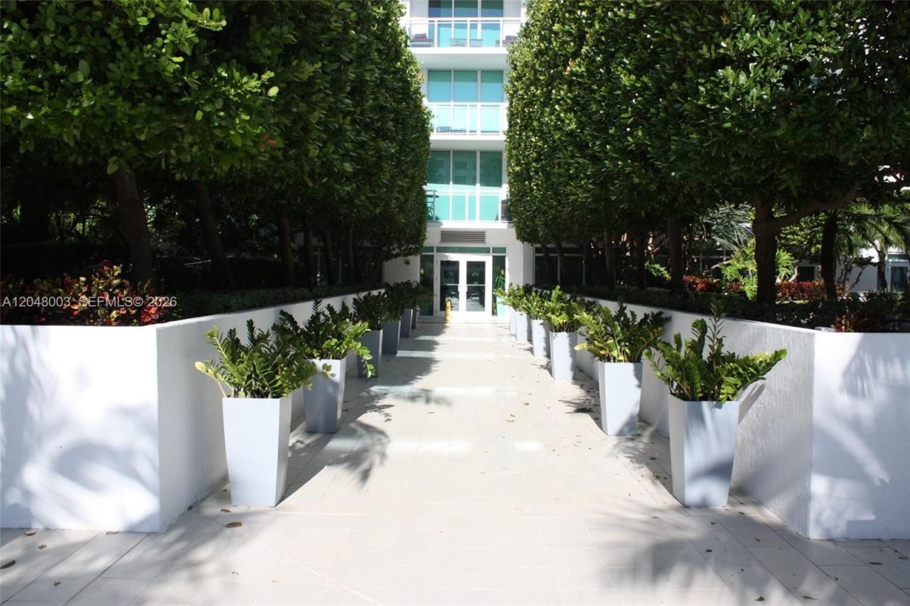 951 Brickell Ave , Unit 4006, Miami, FL 33131 Photo
