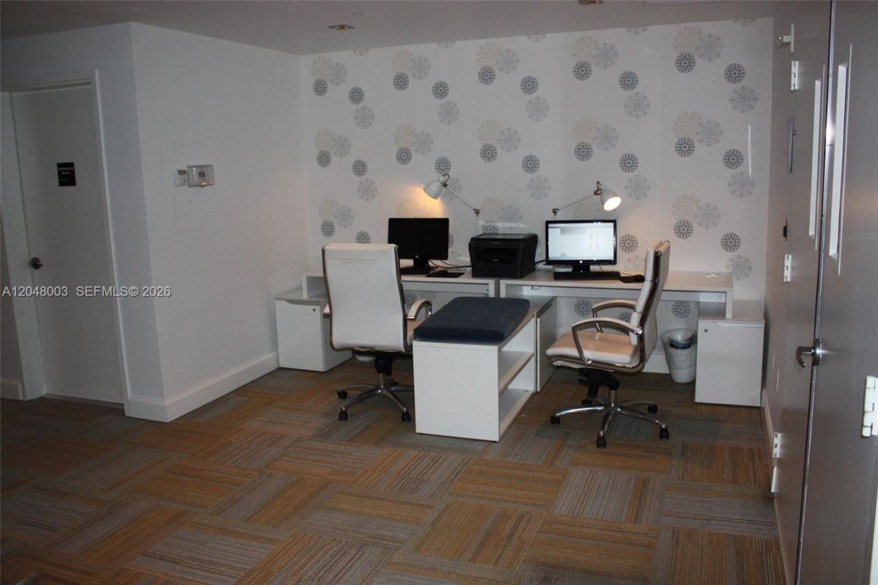 951 Brickell Ave , Unit 4006, Miami, FL 33131 Photo
