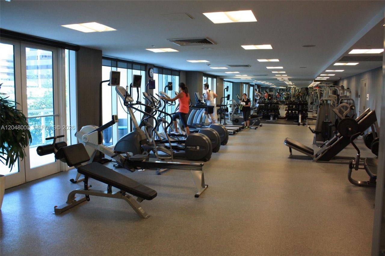 951 Brickell Ave , Unit 4006, Miami, FL 33131 Photo