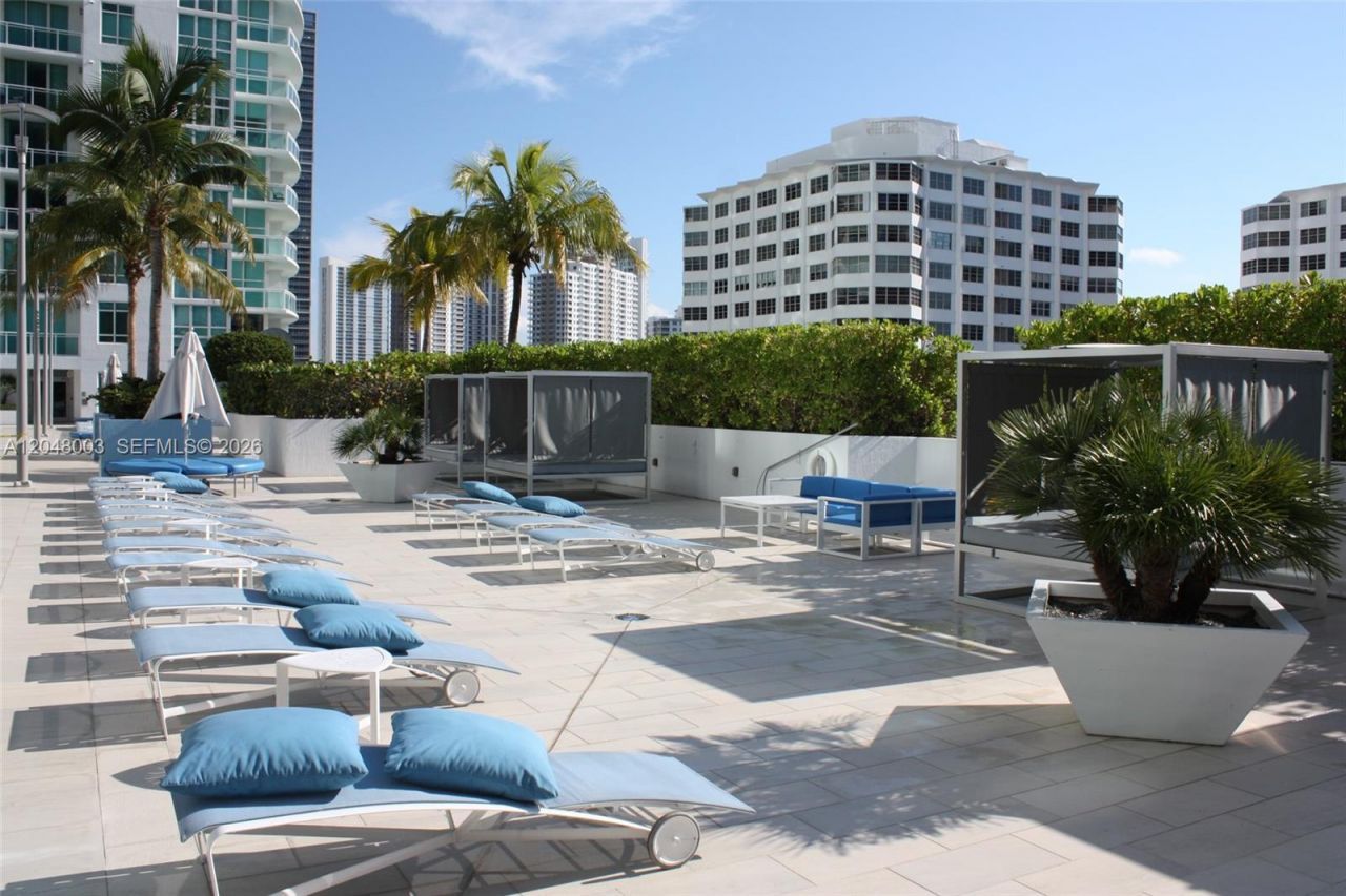 951 Brickell Ave , Unit 4006, Miami, FL 33131 Photo