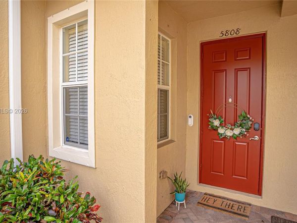 5808 Hampton Hills Blvd , Tamarac, FL 33321